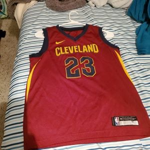 Youth medium Lebron James Cavs 32 Home Jersey